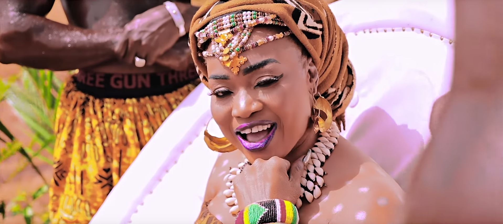 Oumou Sangaré shares video for 'Fadjamou'